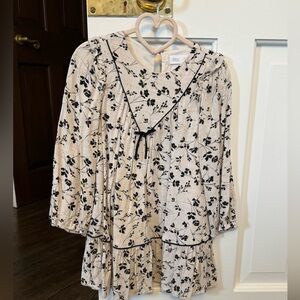 Zara floral cream and black floral dress size size 4-5